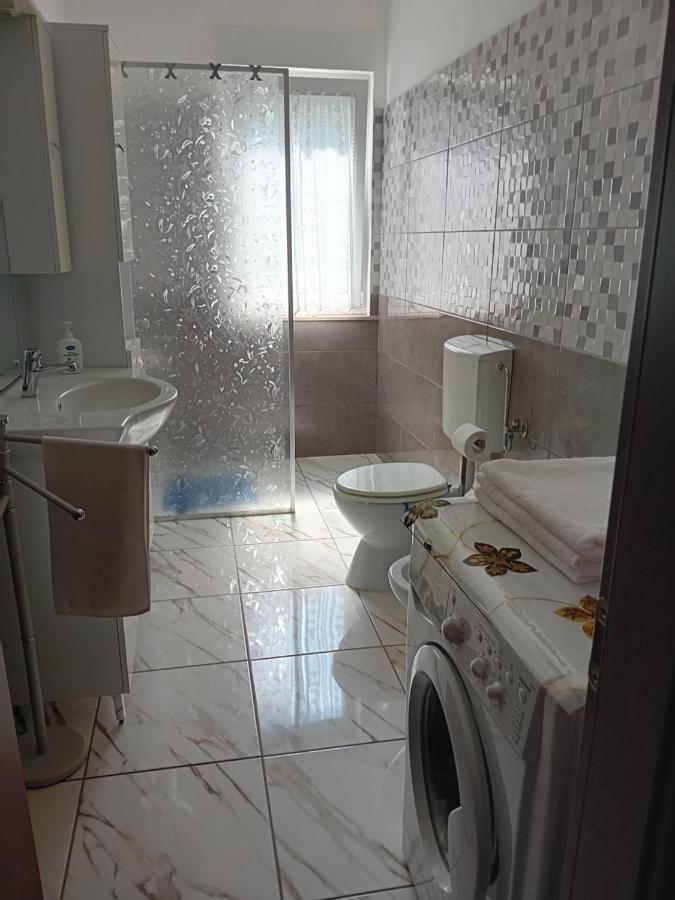 מונפלקונה Villa Azzurra מראה חיצוני תמונה